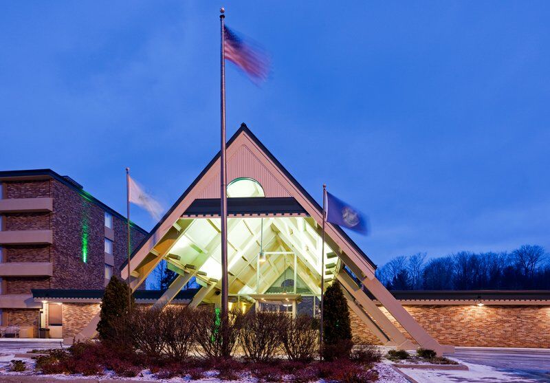 Holiday Inn Marquette By Ihg Luaran gambar