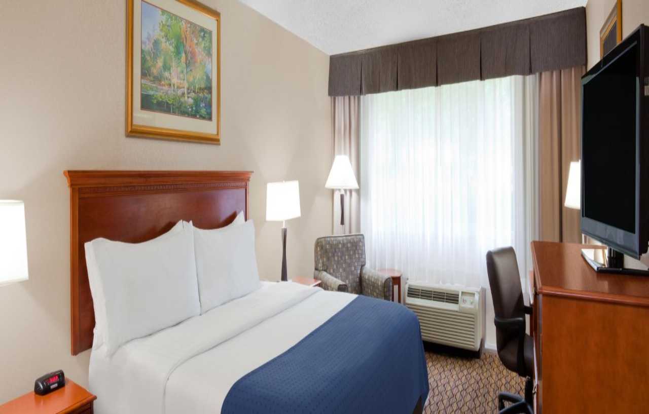 Holiday Inn Marquette By Ihg Luaran gambar